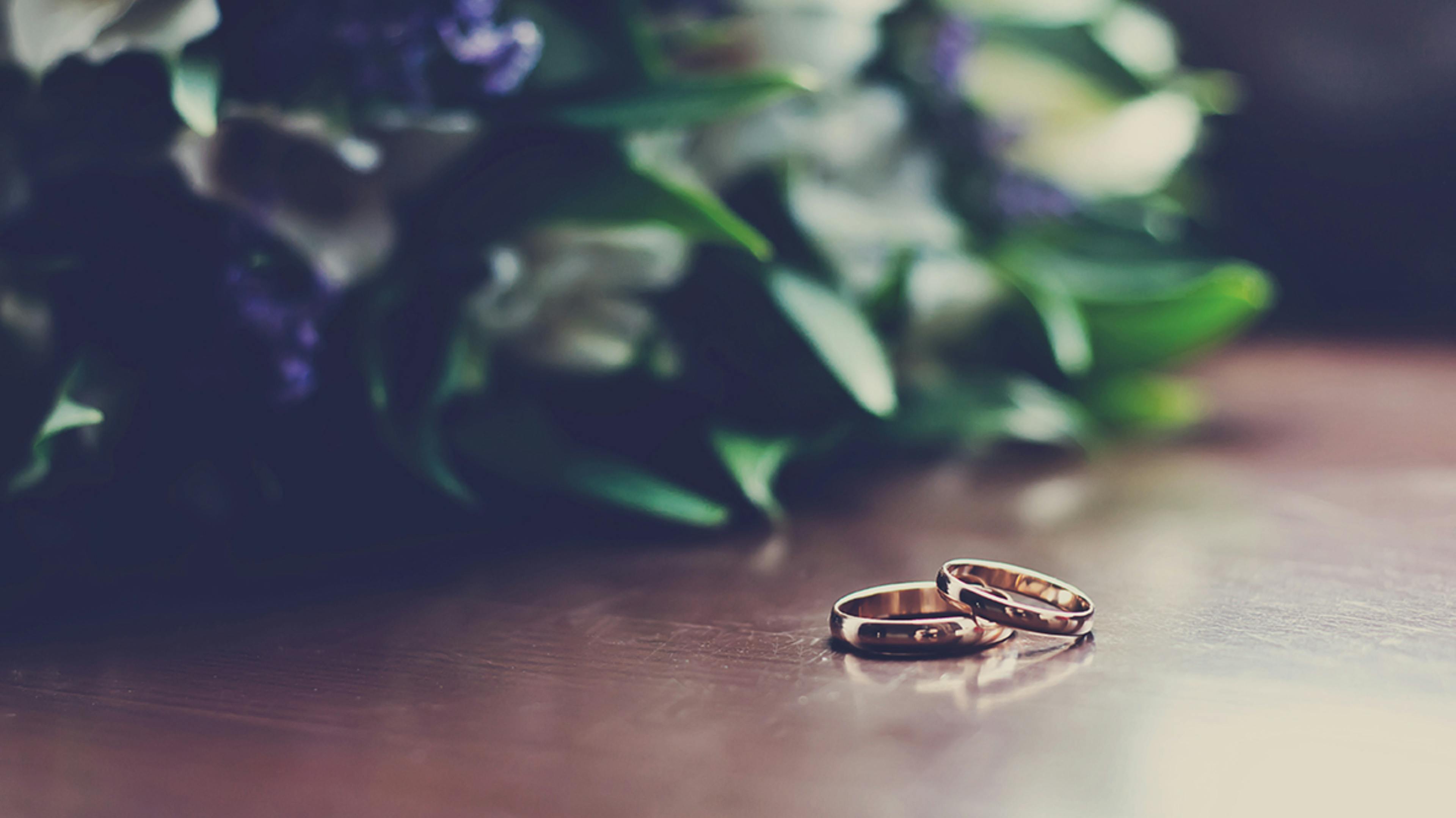 Eloping: The Cheap Wedding Solution?